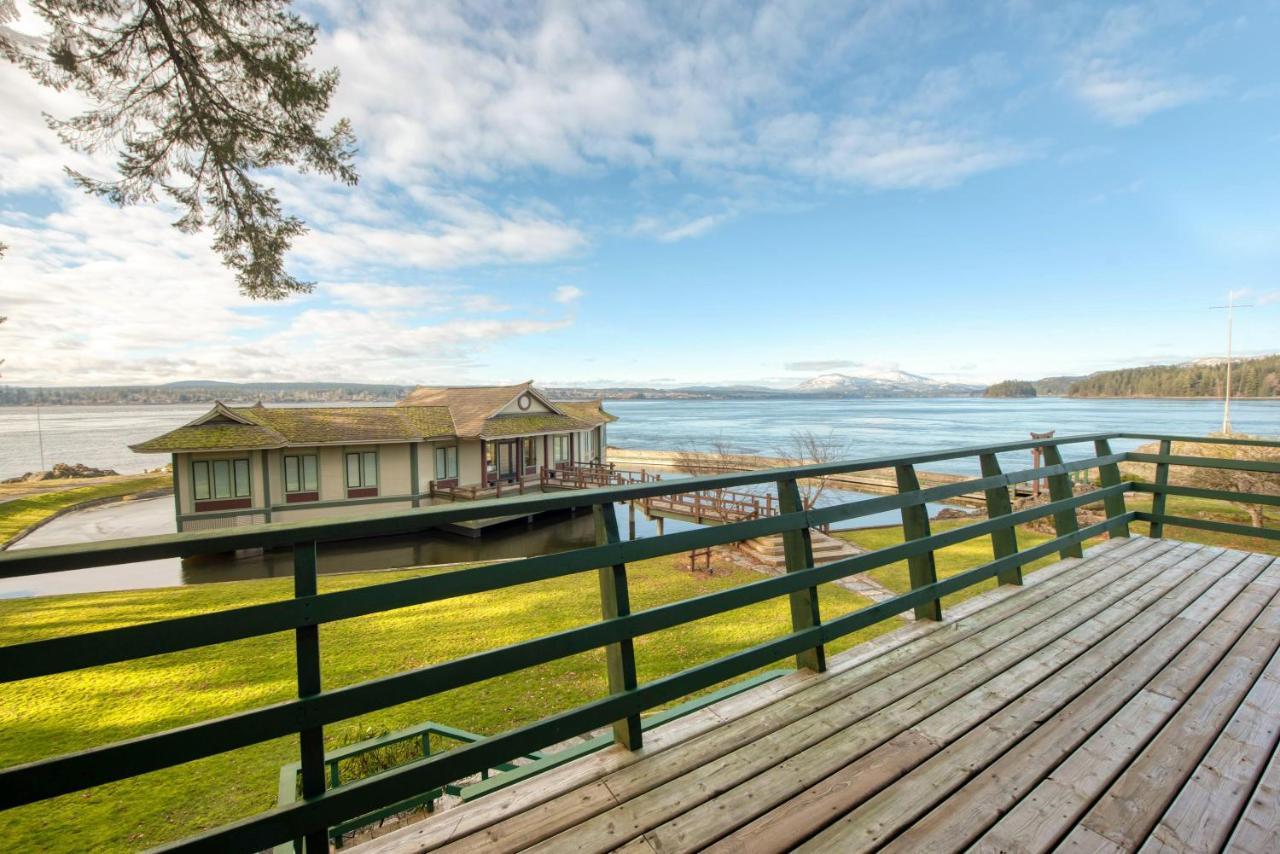 April Point Resort Quathiaski Cove Zewnętrze zdjęcie