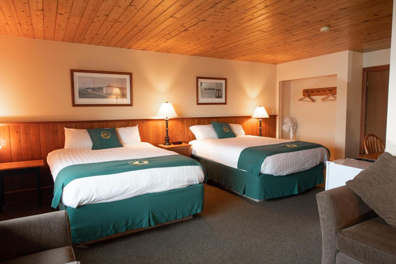 April Point Resort Quathiaski Cove Zewnętrze zdjęcie