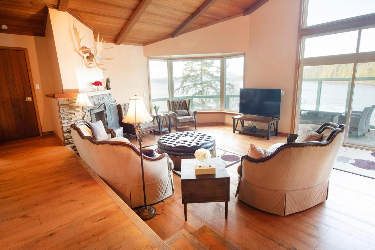 April Point Resort Quathiaski Cove Zewnętrze zdjęcie